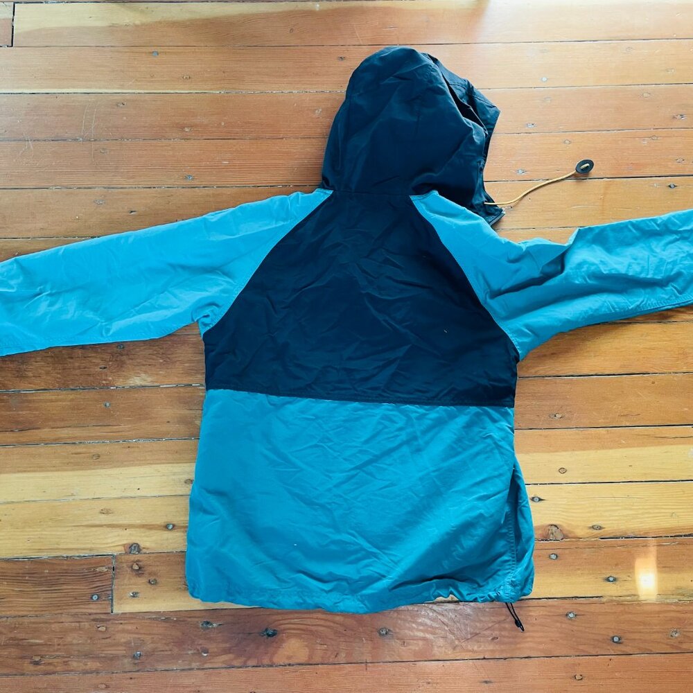 L.L. Bean Mountain Classic Anorak - Picture 4 of 4
